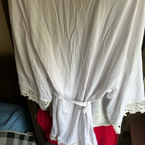 White Bride Robe - Picture 2 of 2